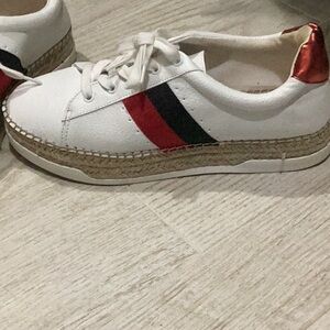 Steve Madden sneakers size 9, white, red and black